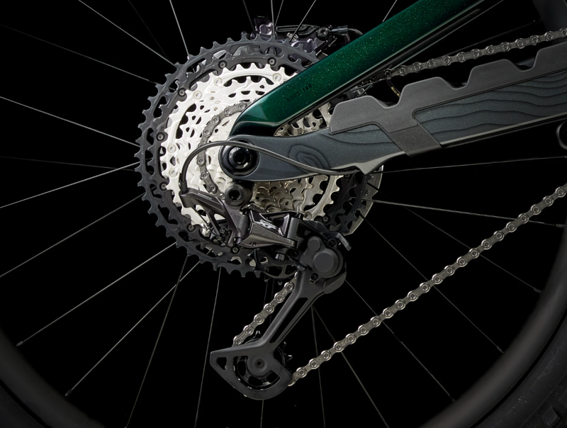 Trek Slash 9.8 XT Gen 6 Full Suspension Mountain Bike 2024 in Daintree Green-2